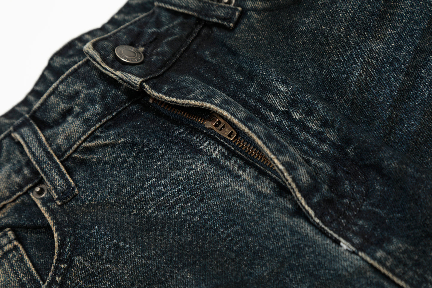 Dirty Fit 復古黃泥洗水牛仔七分褲