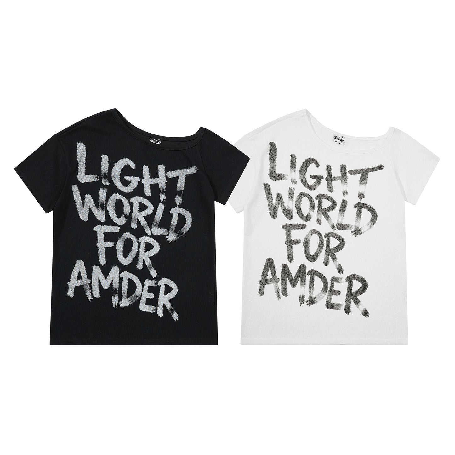 【個性斜肩】手繪塗鴉字體「LIGHT WORLD」修身短版短T