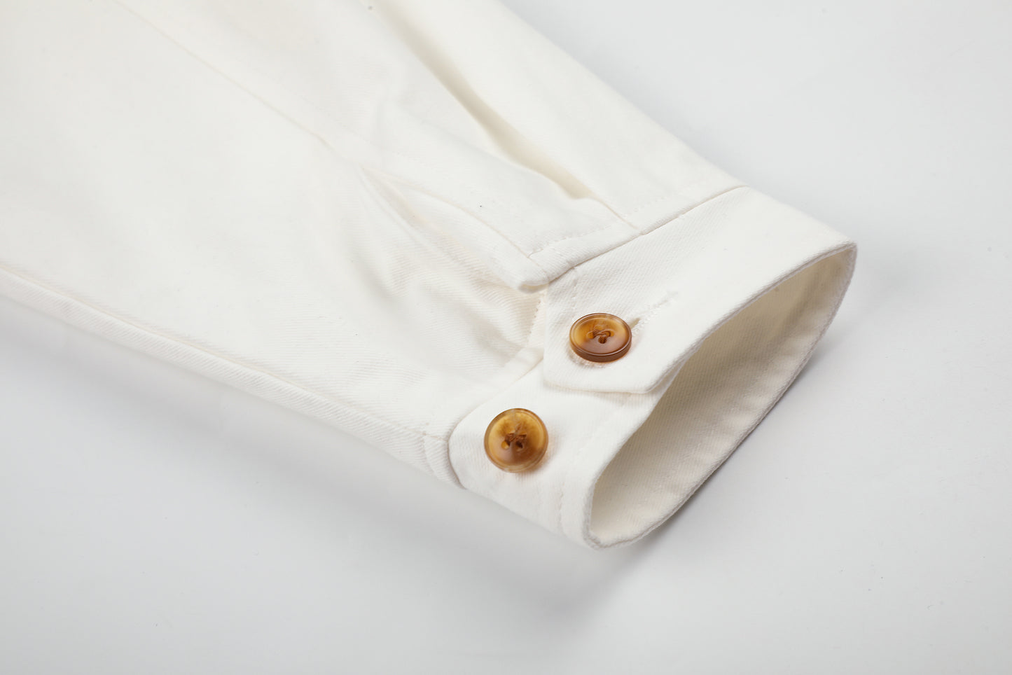 乳牛刺繡立領夾克短寬外套