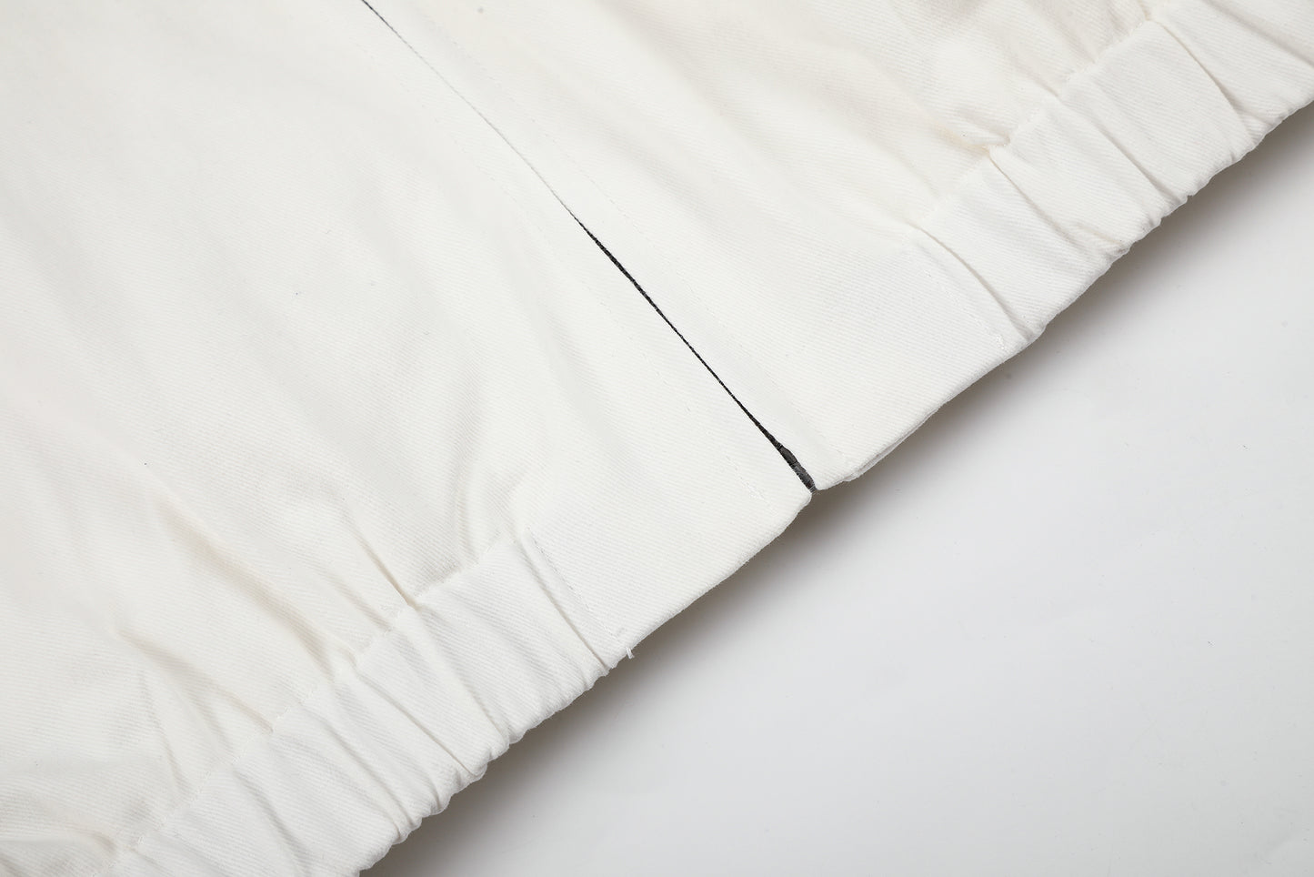 乳牛刺繡立領夾克短寬外套